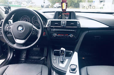 Седан BMW 3 Series 2015 в 