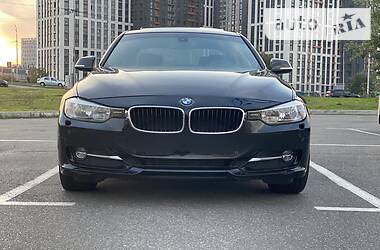 Седан BMW 3 Series 2014 в Киеве