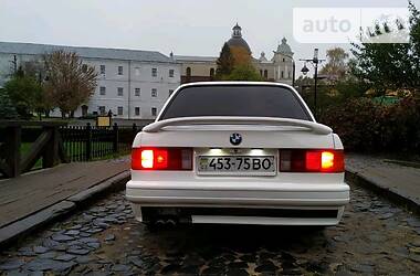 Купе BMW 3 Series 1987 в Луцке
