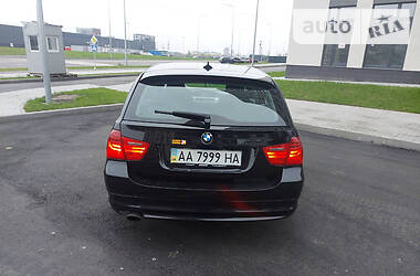 Универсал BMW 3 Series 2011 в Киеве