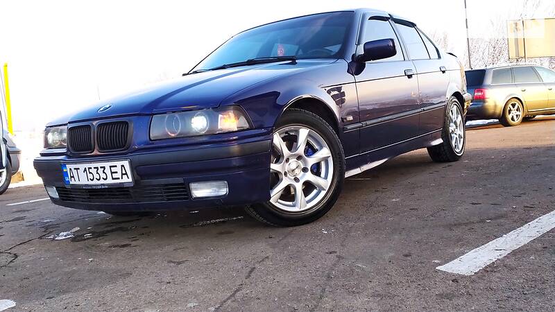 Седан BMW 3 Series 1997 в Дрогобыче