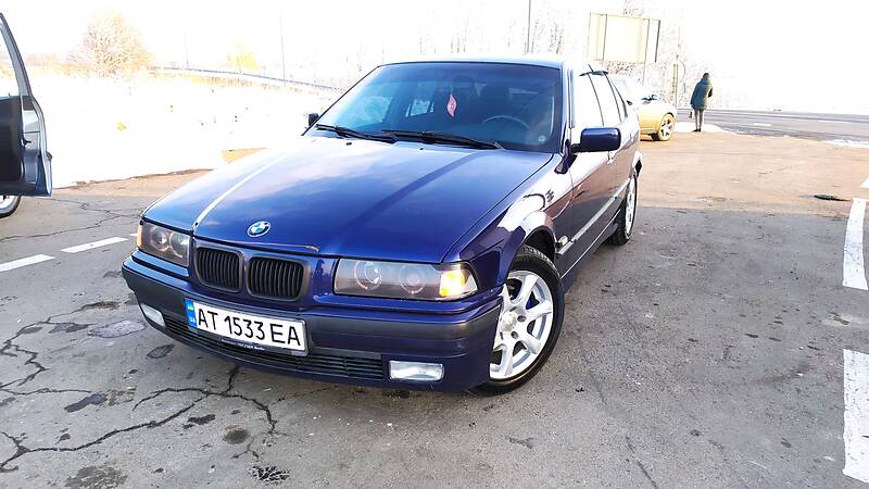 Седан BMW 3 Series 1997 в Дрогобыче