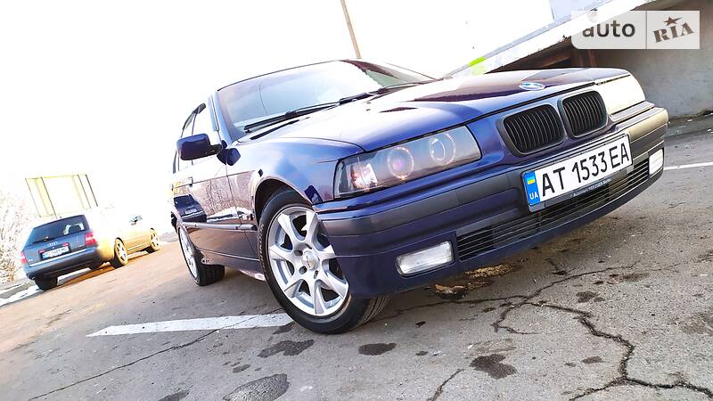 Седан BMW 3 Series 1997 в Дрогобыче