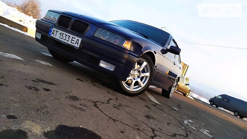 Седан BMW 3 Series 1997 в Дрогобыче