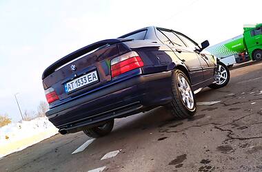 Седан BMW 3 Series 1997 в Дрогобыче