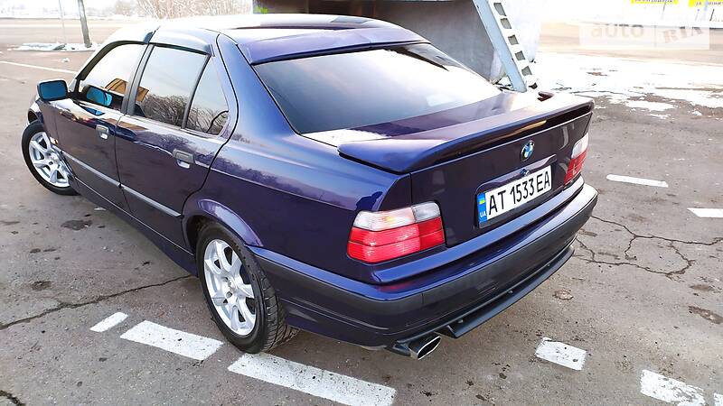 Седан BMW 3 Series 1997 в Дрогобыче