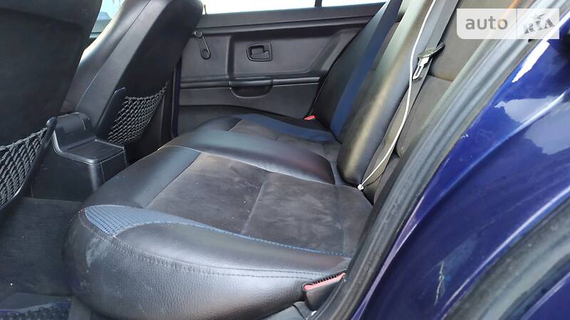 Седан BMW 3 Series 1997 в Дрогобыче
