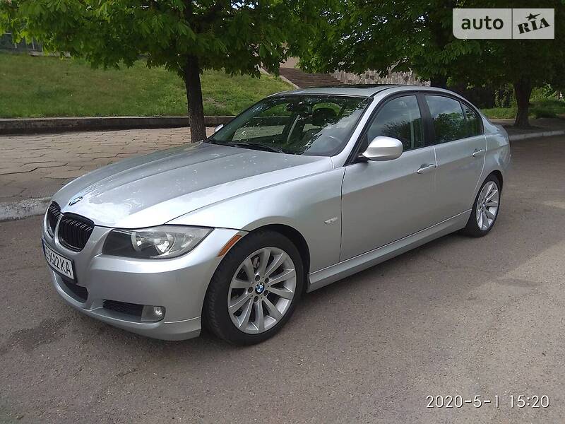 Седан BMW 3 Series 2011 в Каменском