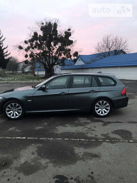 Универсал BMW 3 Series 2010 в Радивилове