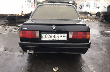 Седан BMW 3 Series 1985 в Житомире