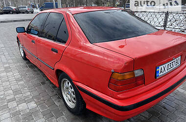 Седан BMW 3 Series 1995 в Харькове