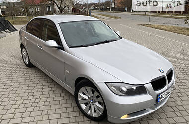 Седан BMW 3 Series 2005 в Владимир-Волынском