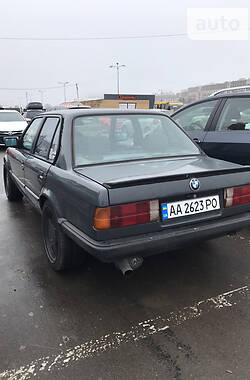 Седан BMW 3 Series 1984 в Одессе