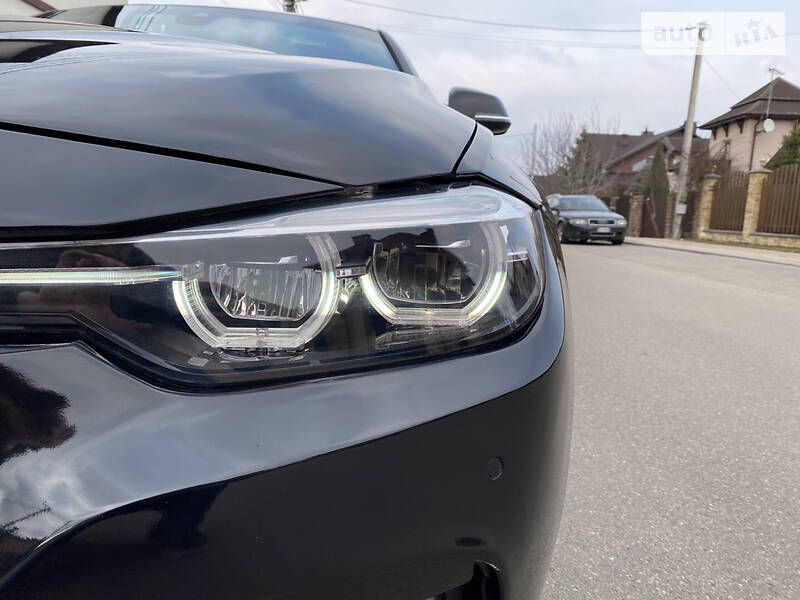 Седан BMW 3 Series 2018 в Киеве