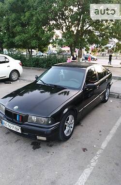 Седан BMW 3 Series 1994 в Николаеве