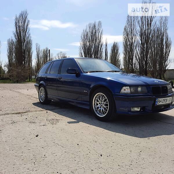 Універсал BMW 3 Series 1998 в Білгороді-Дністровському