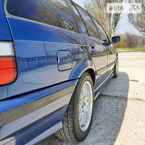 Універсал BMW 3 Series 1998 в Білгороді-Дністровському