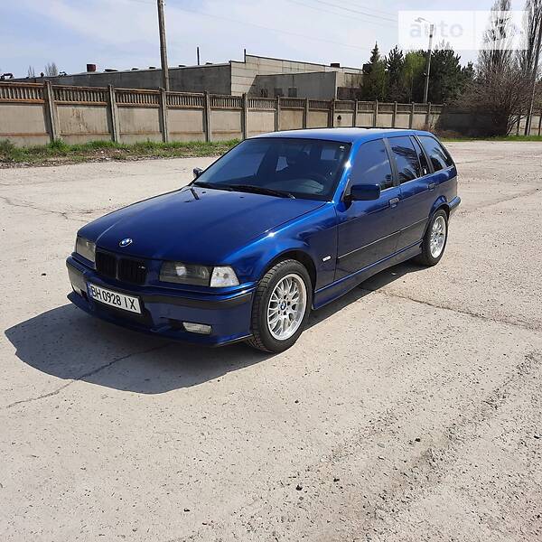 Універсал BMW 3 Series 1998 в Білгороді-Дністровському