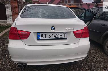 Седан BMW 3 Series 2010 в Калуше