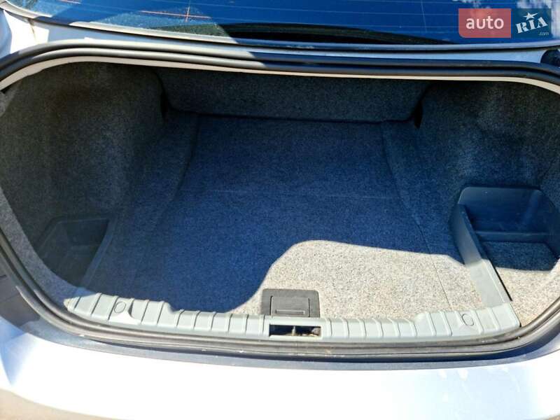 Седан BMW 3 Series 2007 в Черкасах