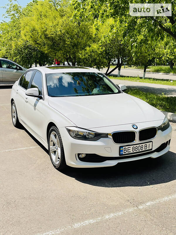 Седан BMW 3 Series 2014 в Николаеве