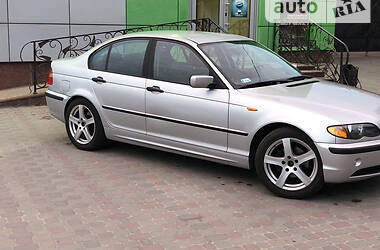 Седан BMW 3 Series 2004 в Староконстантинове