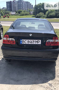 Седан BMW 3 Series 2005 в Львові