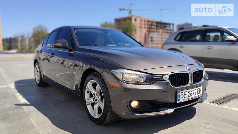 Седан BMW 3 Series 2013 в Луцке