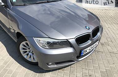 Седан BMW 3 Series 2009 в Здолбунове