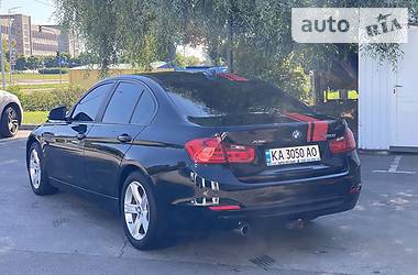 Седан BMW 3 Series 2014 в Києві