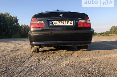 Седан BMW 3 Series 2004 в Сарнах