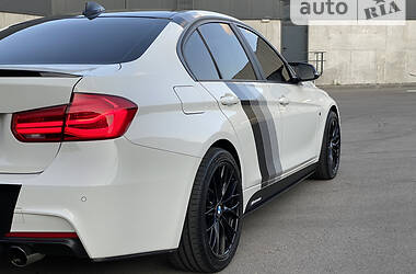 Седан BMW 3 Series 2013 в 