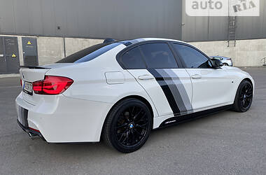 Седан BMW 3 Series 2013 в 