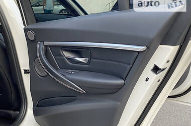 Седан BMW 3 Series 2013 в 