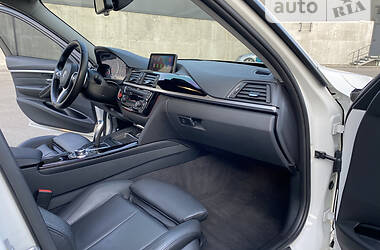Седан BMW 3 Series 2013 в 