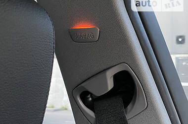 Седан BMW 3 Series 2013 в 