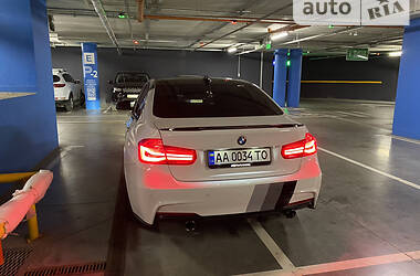 Седан BMW 3 Series 2013 в 