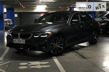 Седан BMW 3 Series 2019 в Киеве