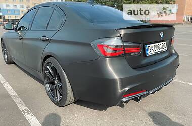 Седан BMW 3 Series 2015 в Кропивницькому