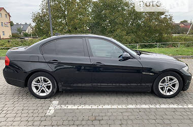 Седан BMW 3 Series 2008 в Городку