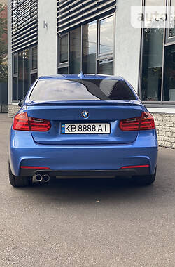 Седан BMW 3 Series 2013 в Вінниці