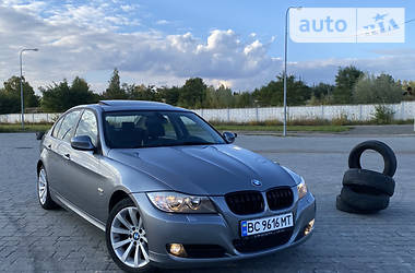 Седан BMW 3 Series 2011 в Львове