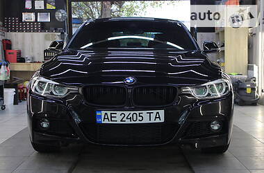 Седан BMW 3 Series 2017 в Днепре