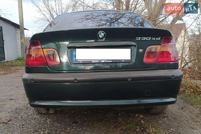 Седан BMW 3 Series 2003 в Смілі