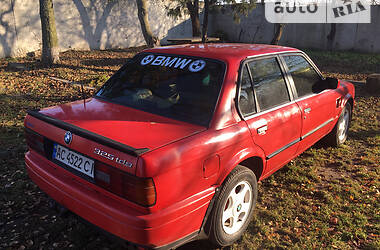 Седан BMW 3 Series 1986 в Владимир-Волынском