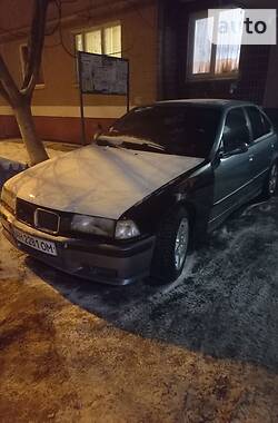 Седан BMW 3 Series 1994 в Краматорске