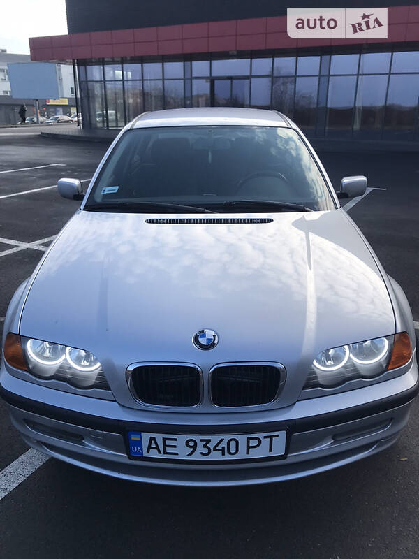 Седан BMW 3 Series 1999 в Каменском