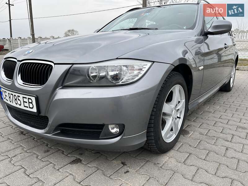 Універсал BMW 3 Series 2009 в Чернівцях