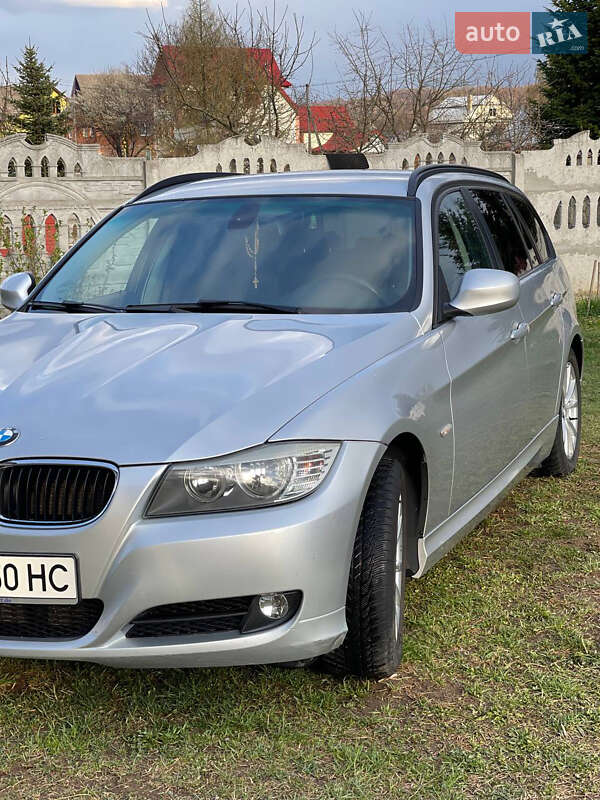 Универсал BMW 3 Series 2011 в Ивано-Франковске