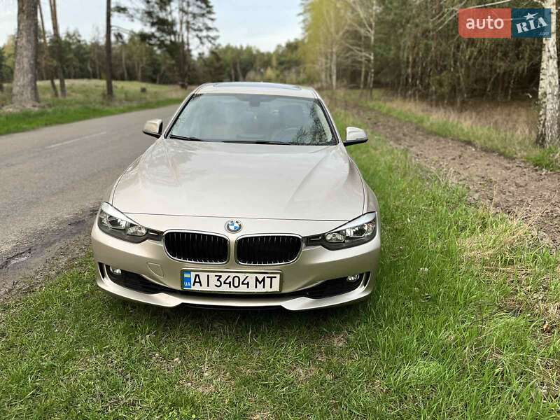 Седан BMW 3 Series 2014 в Баришівка